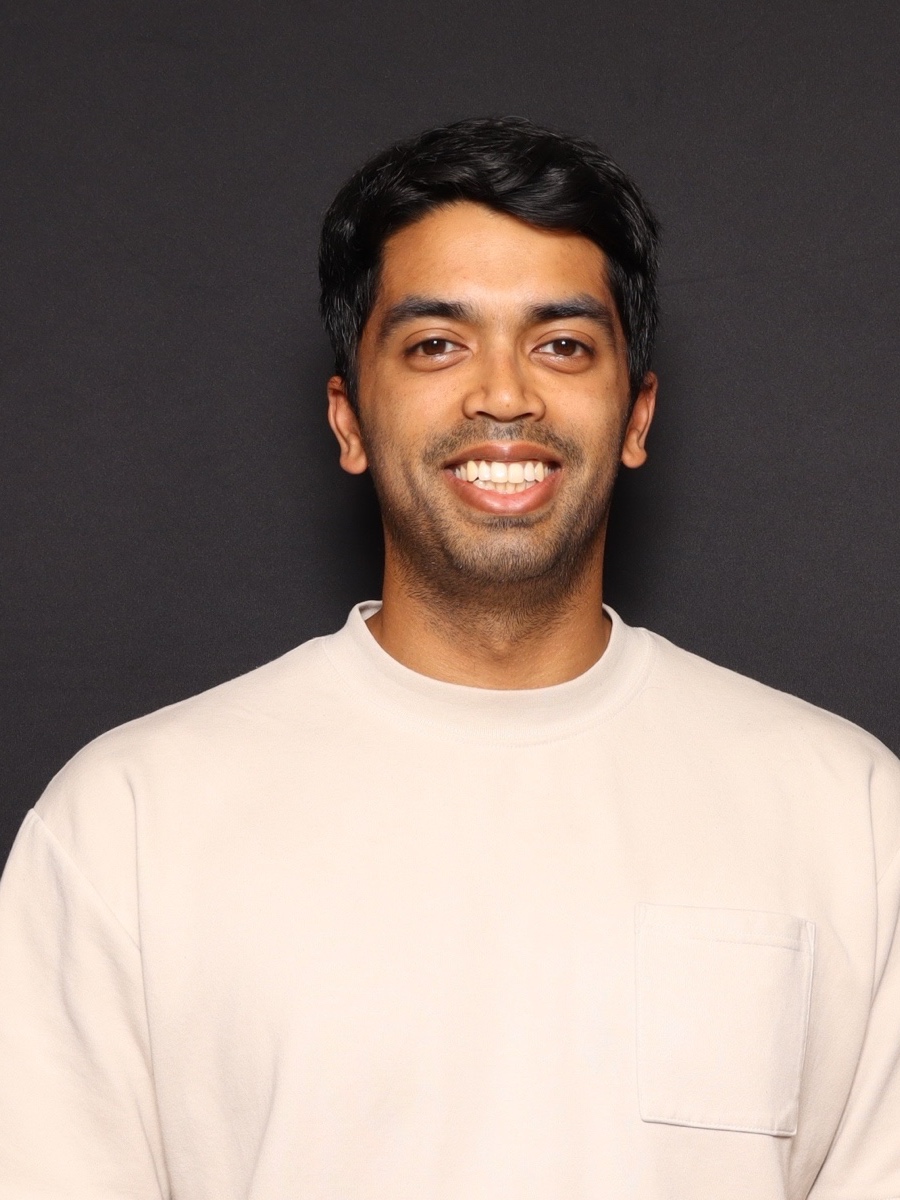 Omer Khan headshot